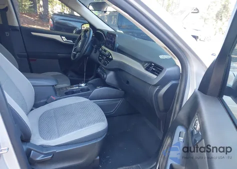 2020 Ford Escape Se from USA, damaged, VIN 1FMCU9G69LUB21652